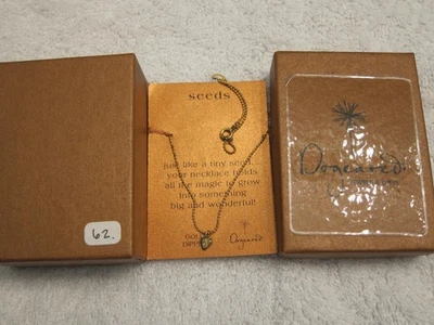 NUEVO CON ETIQUETAS DOGEARED Collar Oro 16” con Colgante SEMILLA Punta Dorada; venta al por menor $62... j20 Foto 1 de 3