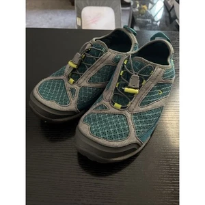 OluKai Eleu Trainer Beach Running Shoes Sea Green Charcoal 20291-SN26 Womens 9.5 - Picture 1 of 9