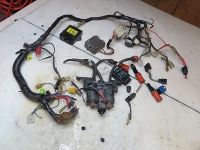 Yamaha Maxim XJ700 700 1985 arnés de cables completo Foto 1 de 4