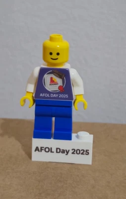 LEGO House Fan AFOL Day 2025 Exclusive Minifigure 1 - LEGO Masters Academy - New - Image 1 of 3