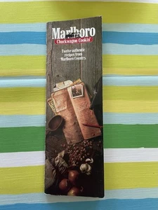 Marlboro Chuckwagon Cookin' 12 Authentic Recipes from Marlboro Country 1991 - Bild 1 von 5