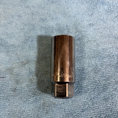 Blue-Point BLPSPS381316 13/16" 6pt 3/8" Drive Spark Plug Socket USA  - Image 1 of 4