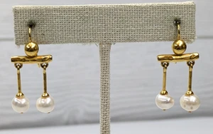 Pendientes colgantes de perlas tono dorado MMA Metropolitan Museum of Art de colección 1 3/8" - Imagen 1 de 4