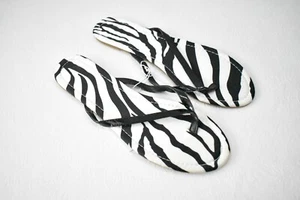 Sandalias Chanclas Tanga Cebra Talla Grande 9-10 Para Mujer Nuevas - Imagen 1 de 5