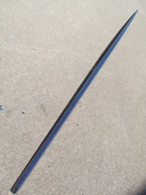 Pontiac Starchief 1955 sedán de 4 puertas cuarto izquierdo moldura nuevo en stock GM Foto 1 de 4