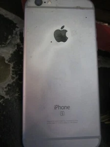 Apple iPhone 6s - 16GB ~WORKING WITH +++++...LOW BID/SILVER - Picture 1 of 3