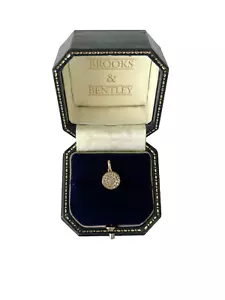 0.25ct Diamond Pendant 9ct Gold Circle Shaped Cluster Diamond Gold Pendant - Picture 1 of 13