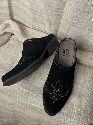 Botas de tornozelo ocidentais enfeitadas de camurça preta por caixa amarela - Imagem 1 de 3