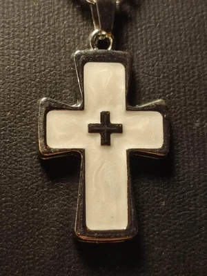 Halskette in Silber seltenes Kruzifix Teilglasiert wunderschön dezent elegant - Bild 1 von 4