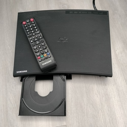 Foto 1 di 8