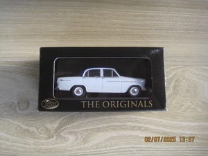 TRAX MODEL TR 40 HOLDEN FE SEDAN ELK BLUE SPECIAL 1/43 - Foto 1 di 1