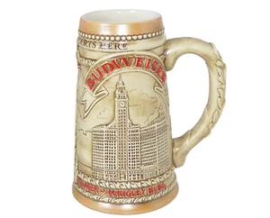 Budweiser Chicago IL Marina City Wrigley Torre de Agua Cerveza Stein De Colección 1981 LE - Imagen 1 de 4