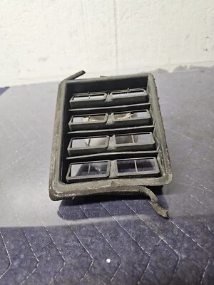 2008-2018 Dodge Grand Caravan Chrysler Town and Country Rear Pressure  Vent - Image 1 of 3