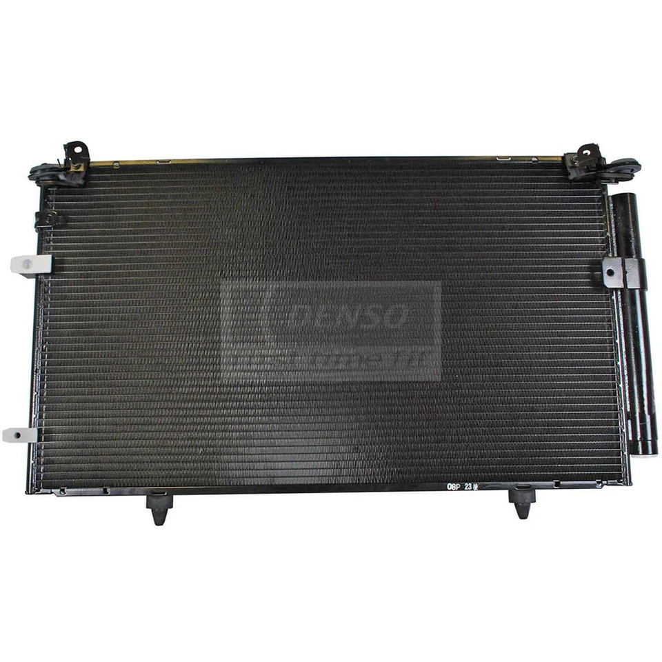 Condensador de aire acondicionado DENSO para Toyota Camry 2002-2005 Foto 1 de 1