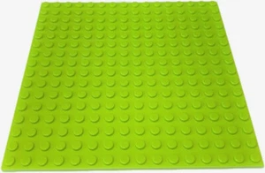 LEGO 1 x LIME PLATE Base 16x16 Pin 12.8cm x 12.8cm x 0.5cm - BRAND NEW - Picture 1 of 3