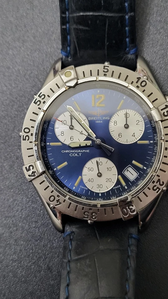 BREITLING  COLT CHRONOGRAPH QUARTZ  A53035 . 100 M . - Immagine 1 di 4
