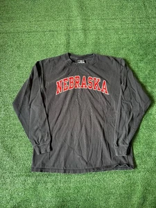 Maglietta Vintage Y2K Nebraska Cornhuskers Spell Out Nera Grafica Uomo Taglia L - Foto 1 di 7