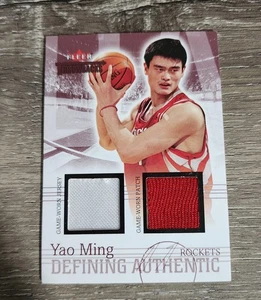 2004-05 Fleer Throwbacks Defining Authentics Yao Ming Jersey Patch Dual /25 - Picture 1 of 3