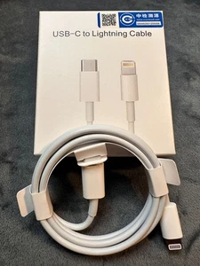 Câble USB-C vers Lightning Apple 1 m - Original OEM - Charge rapide - Boîte ouverte - Canada - Photo 1 sur 4
