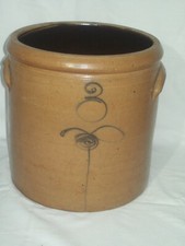 New listing
Primitive #3 Bee Sting Stoneware Crock ~ Red Wing Salt Glaze Crock ~ Minnesota !