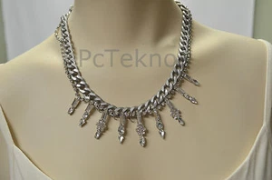Urban Outfitters Chunky Frosted Chainlink Statement Necklace -NEW - Picture 1 of 7