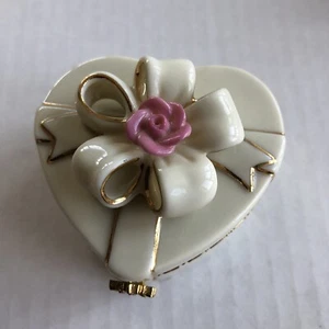 Treasures Of The Heart Trinket Box Stash Exclusive Edition Hinged LENOX - Picture 1 of 9