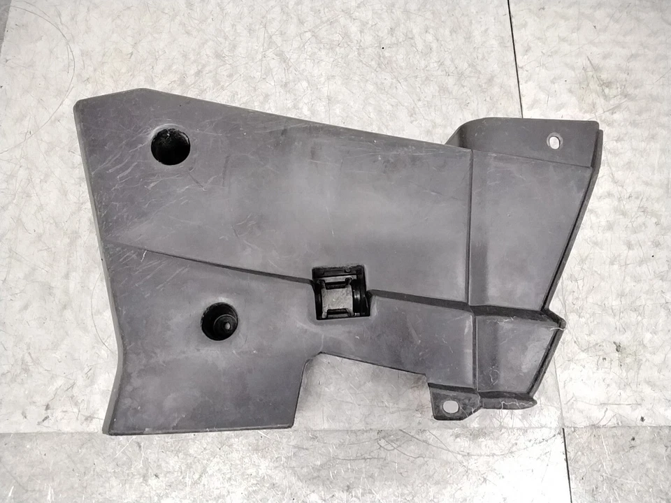 Can-Am Outlander 400 2007 4x4 HO OEM panel protector contra salpicaduras de barro delantero derecho Foto 1 de 4