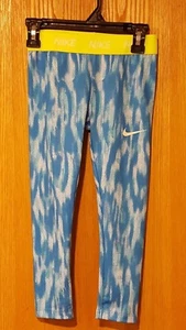 NWT Girls NIKE size 6 Dri-Fit Leggings Light Photo Blue - S15 - Picture 1 of 3