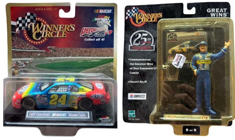 (Paquete de 2) Figura de acción de auto deportivo Winner's Circle Charlotte & Jeff Gordon (polvorienta) Foto 1 de 1