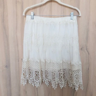 Heartsoul Womens Lace Crochet Mini Skirt Sz M Cream Boho Cottage Coquette Fairy - Image 1 of 4
