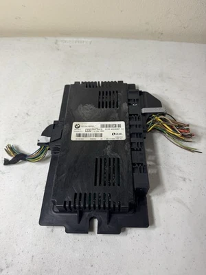 Módulo de controle de luz Footwell 2009-2015 BMW X1 E84 E90 E92 M3 335 328 9308367 - Imagem 1 de 4