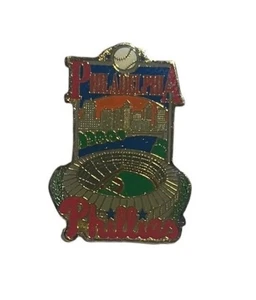 Vintage Philadelphia Phillies Lapel Pin Stadium Skyline View Button Baseball - Picture 1 of 3