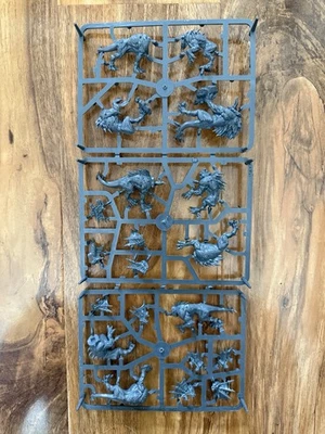 Warhammer Age of Sigmar Blades Of Khorne flesh hounds - Image 1 of 2