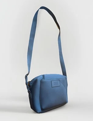 Dagne Dover Micah 氯丁橡胶拉链斜挎包灰蓝色钱包二手状况完好免运费 — 第 1/4 张图片