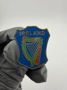 Ireland Irish Harp Blue Enamel Lapel Pin - Picture 1 of 6