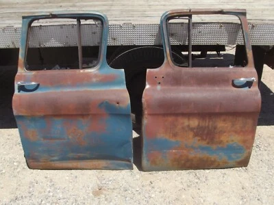 ROUGH OLD PATINA CHEVROLET TRUCK OIL COMPANY OF TEXAS DOORS 1959 1957 ART DECO - Image 1 of 4