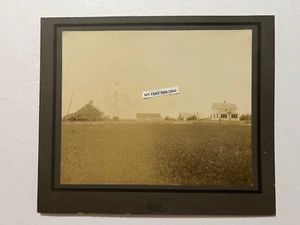 Photo Family Farm, Horses, Barn, Windmill, Automobile, Litchville North Dakota - Picture 1 of 3