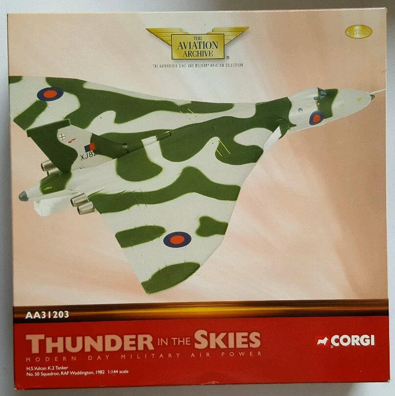 Corgi Aviation HS Vulcan K.2 Tanker No.50 Squadron RAF Waddington 1982 AA31203 - Image 1 of 1