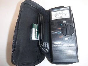 TENMA 72-6604 40 - 120 dB Range Portable Sound Level Meter with Case (P) - Picture 1 of 4