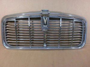 JAGUAR XJ12 SERIES 2 RADIATOR GRILLE - Picture 1 of 16