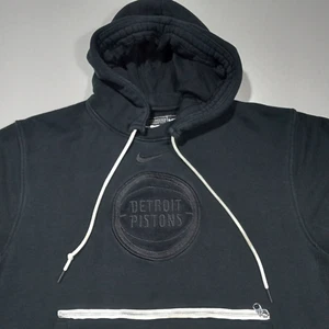 Men L Nike Detroit Pistons Black on Black Heavyweight Hoodie - Picture 1 of 8