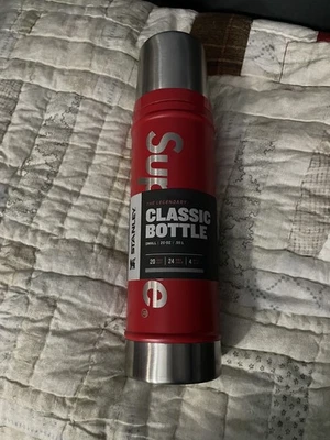 Supreme x Stanley 20 oz bottiglia thermos isolata sottovuoto classica rossa 2019 - Immagine 1 di 4