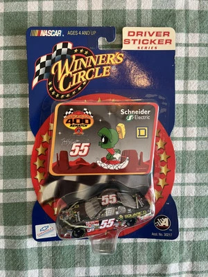 NASCAR Winners Circle 15849 Bobby Hamilton #55 Drivers Sticker Looney Tunes 1:64 Foto 1 de 3