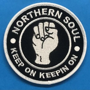 NORTHERN SOUL HIERRO EN PARCHE - MANTENER ENCENDIDO - NEGRO/BLANCO - 90 MM DIA - Imagen 1 de 1