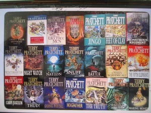 JOB LOT x21 Terry Pratchett Books various - Picture 1 of 1