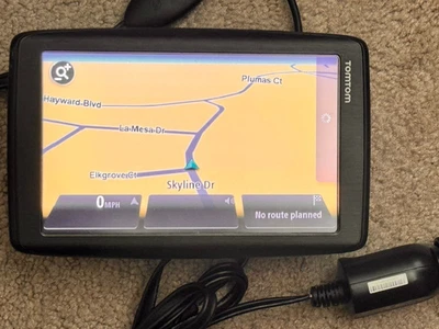 TOMTOM VIA 1605TM CAR PORTABLE GPS 6” LIFE TRAFFIC US CANADA MEXICO MAP V8.90 - Image 1 of 4