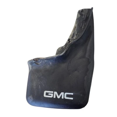 Splash Guard Mud Flap GMC Front Right RH 1999-2006 88959493 OEM - Image 1 of 4