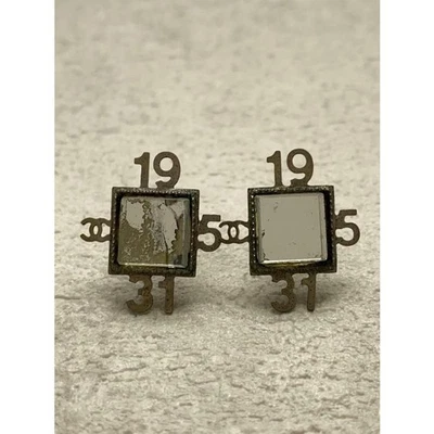 Pendientes CHANEL SLV Damas Vintage 99P Espejo Cuadrado Altura 2,2 cm Ancho 1,8 cm Foto 1 de 4
