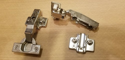 Foto 1 di 2