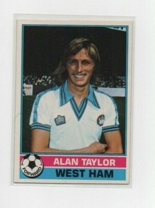 TOPPS 1977 FOOTBALL RED BACK CARD 271 Alan Taylor West Ham United